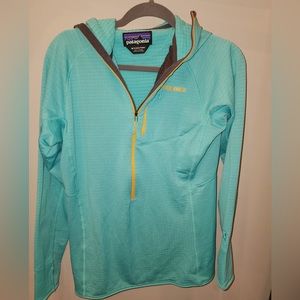 EUC Womens Patagonia Waffle Fleece